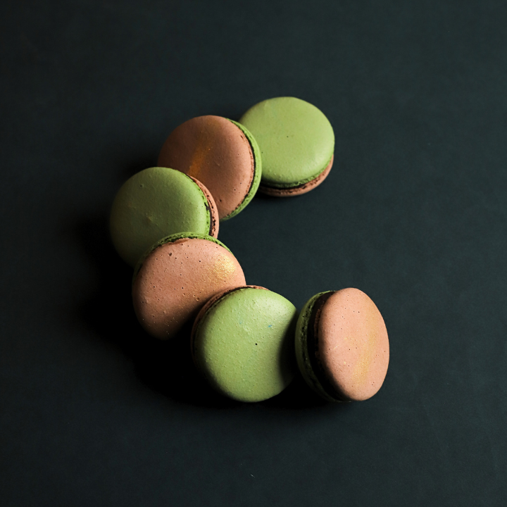 Dubai Pistachio Macaron